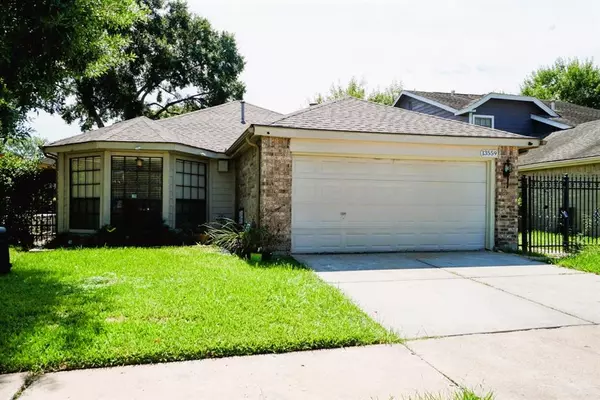 13559 Portobello DR, Houston, TX 77083