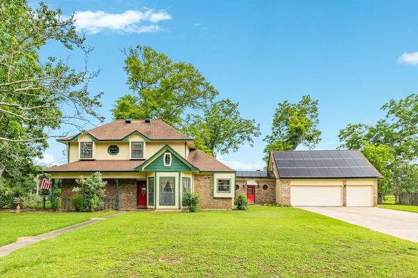 1628 Azalea ST, Sweeny, TX 77480