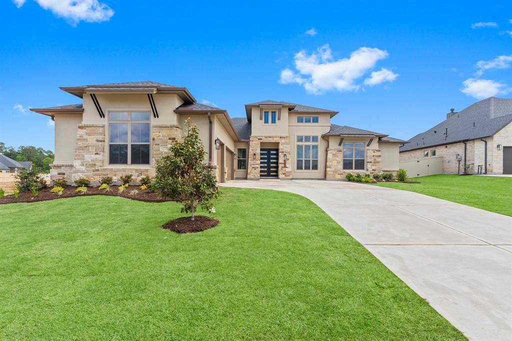 311 Masked Duck CT, Magnolia, TX 77354