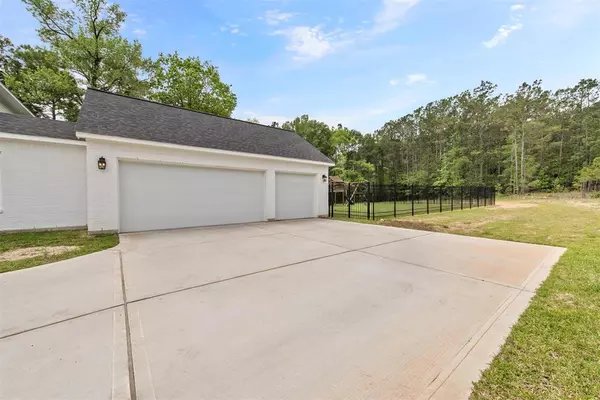 Montgomery, TX 77316,9009 Legacy Creek CT