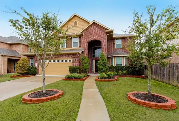 2307 Creighton LN, Sugar Land, TX 77479