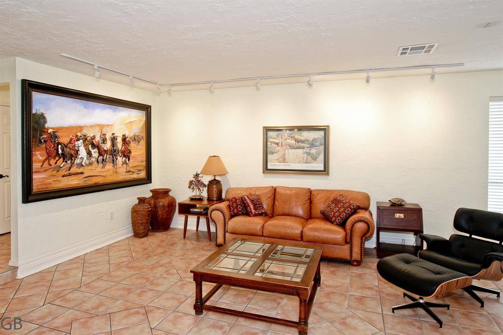 Sugar Land, TX 77478,2714 Sugarwood DR