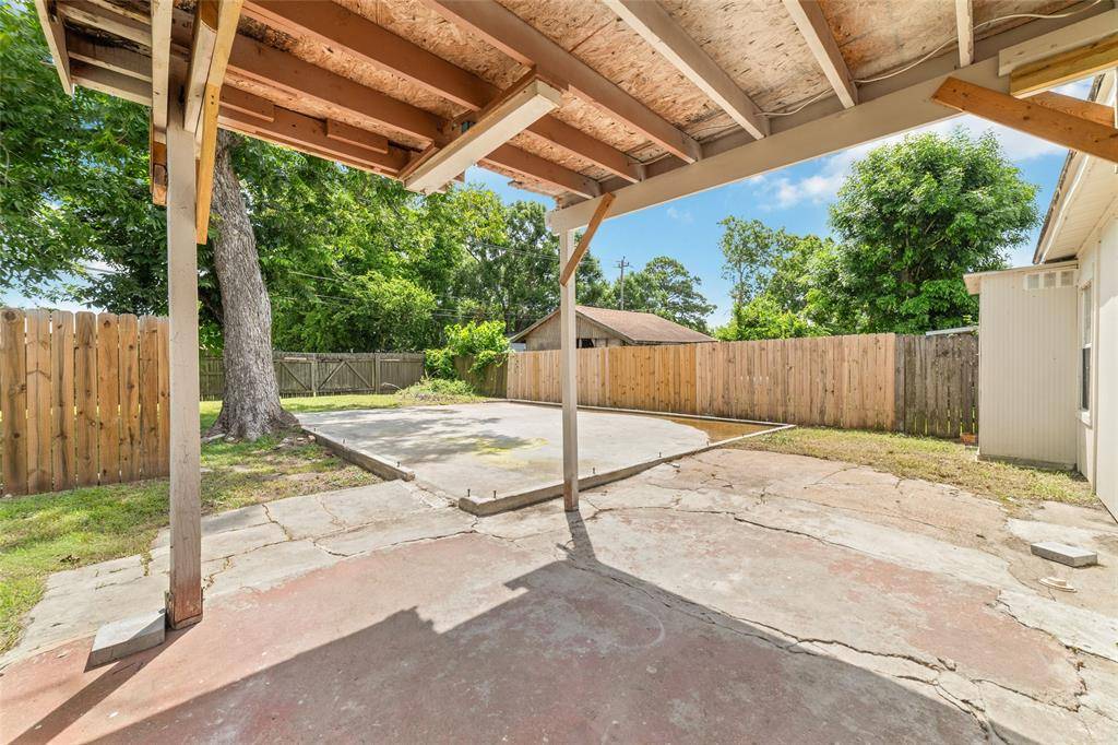 La Porte, TX 77571,507 S Kansas ST