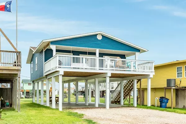 310 Parkview RD, Surfside Beach, TX 77541