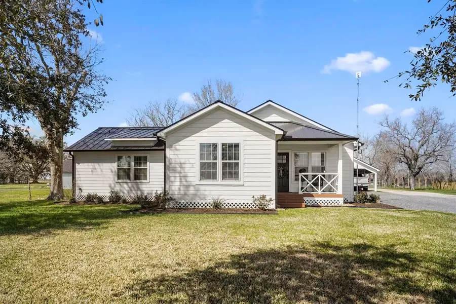 14314 Fm 442 RD, Needville, TX 77461