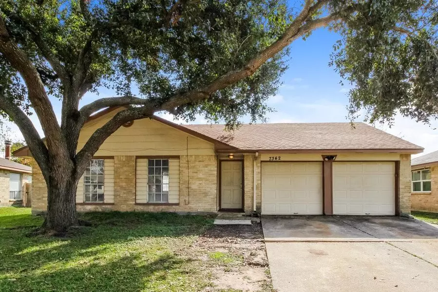 7342 Sonnet Glen LN, Houston, TX 77095