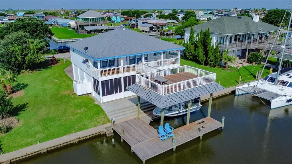 Crystal Beach, TX 77650,1110 Waterways DR