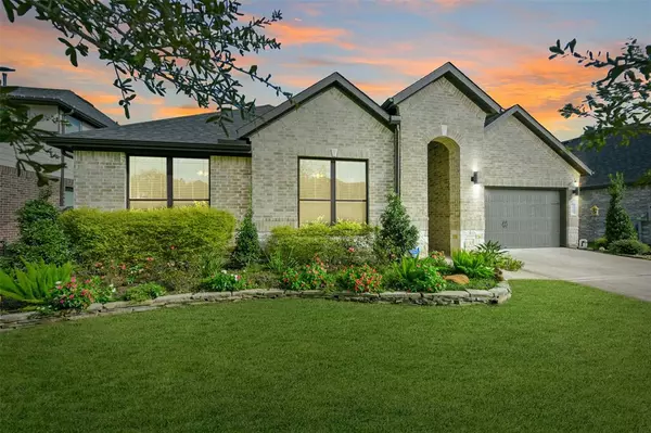 2542 Austin TRL, Friendswood, TX 77546