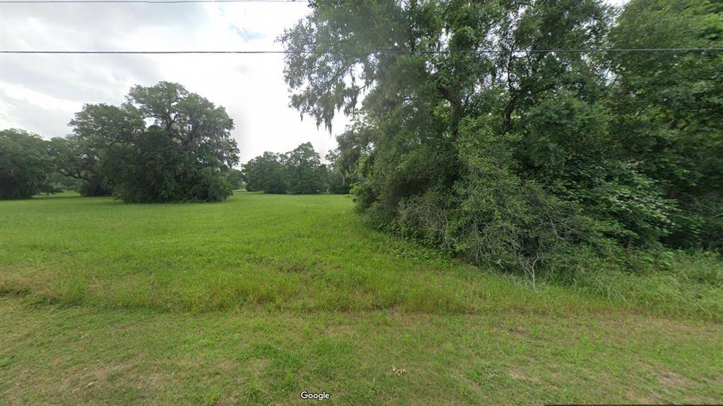 525 Cabana Trail, Angleton, TX 77515