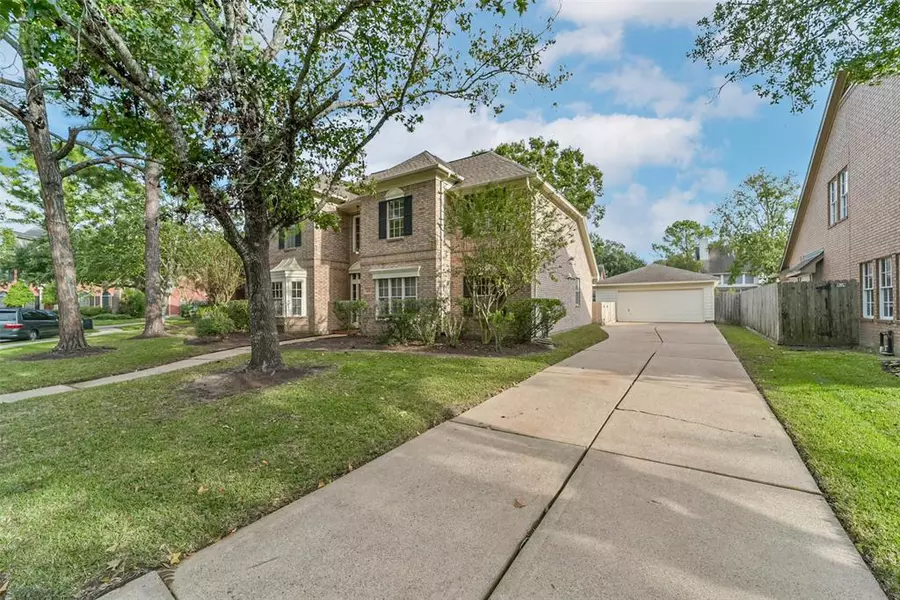 4022 Valley Green CT, Pasadena, TX 77059