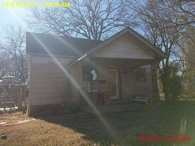 514 E 5th ST, Bonham, TX 75418