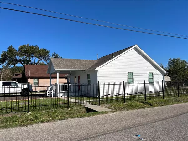 Houston, TX 77076,5602 Harvard ST