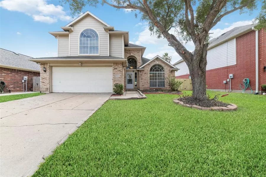 3315 Pecan Mill DR, Sugar Land, TX 77498