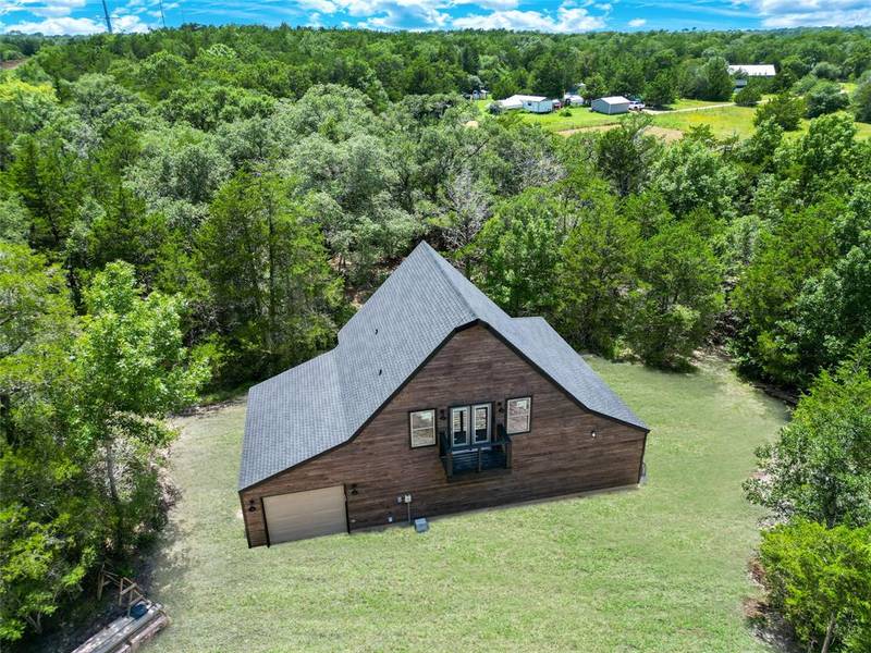 5017 Wolff RD, Round Top, TX 78954