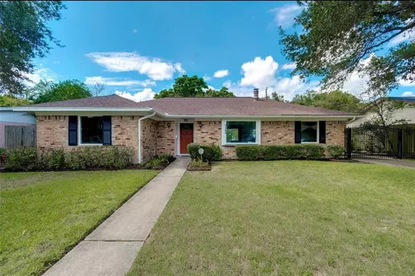 7134 Tours ST, Houston, TX 77036