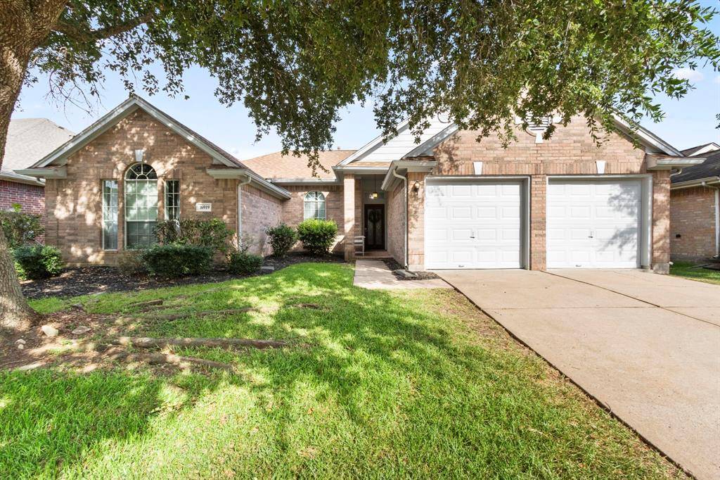 16919 Echo HBR,  Friendswood,  TX 77546