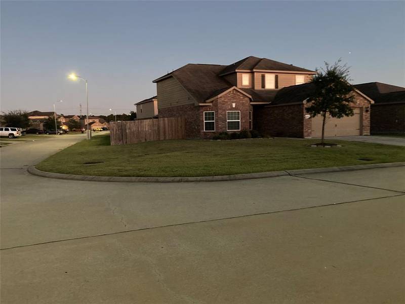 20454 Moon Walk DR, Humble, TX 77338