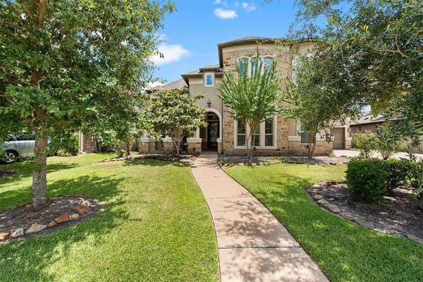 1007 Bolivar Point LN, Friendswood, TX 77546