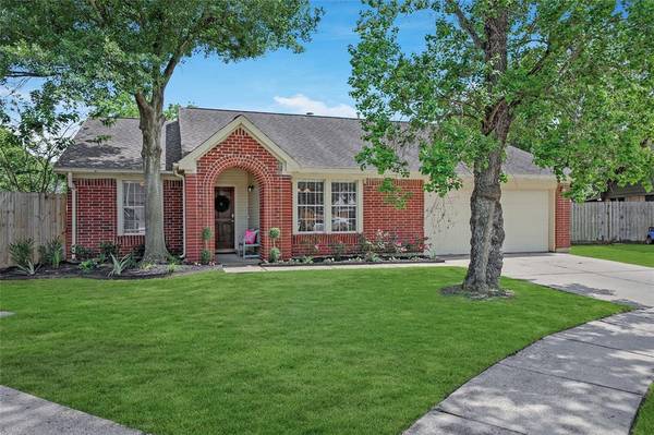 La Porte, TX 77571,10916 Linwood CT