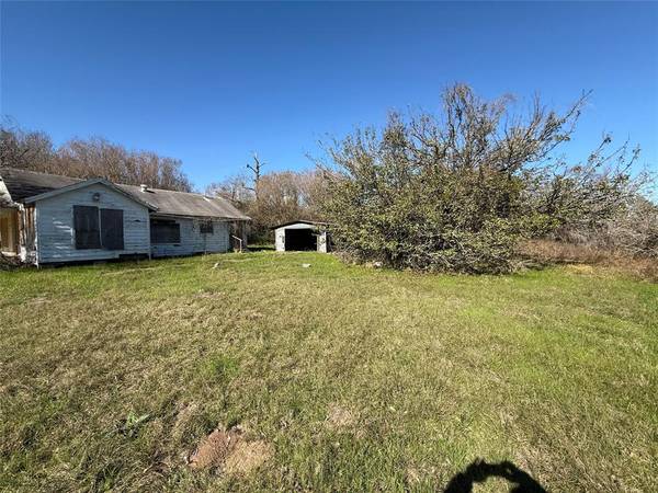 1155 2nd ST, Hempstead, TX 77445