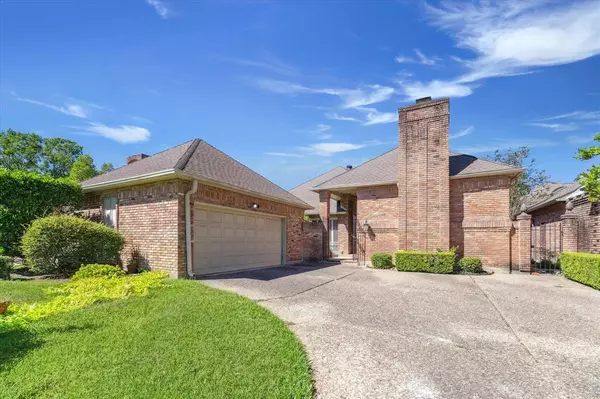 5118 Olympia Fields LN,  Houston,  TX 77069