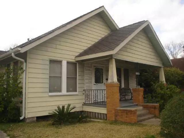 2703 COCHRAN, Houston, TX 77009