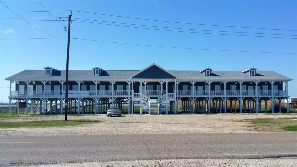 1015 Bluewater Hwy #009, Surfside Beach, TX 77541