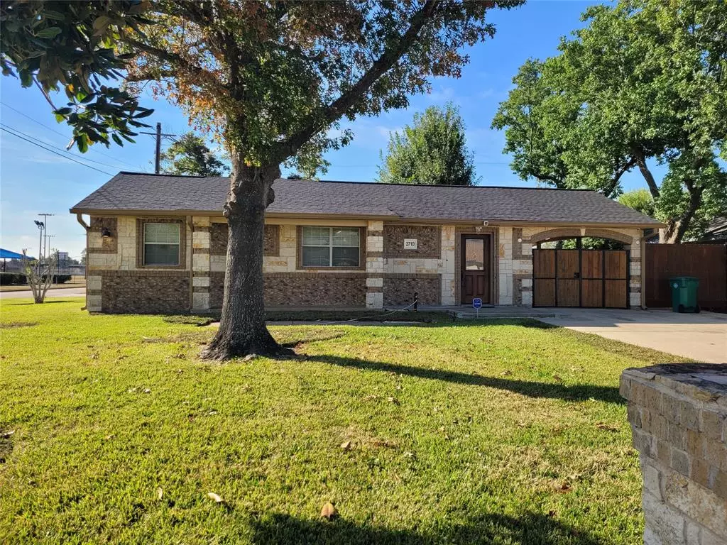 Pasadena, TX 77503,3710 Cedarcrest DR