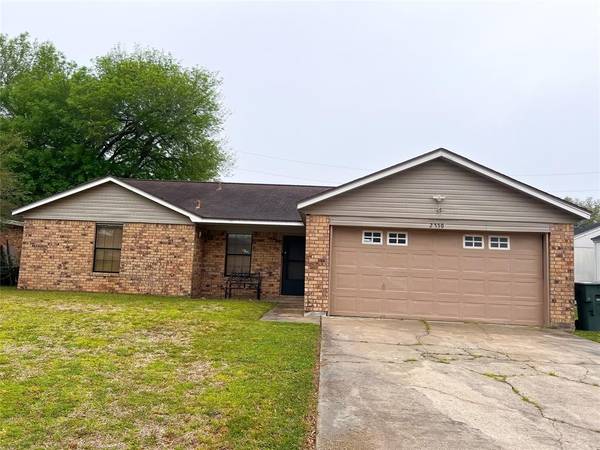 2330 Somerset ST, Beaumont, TX 77707