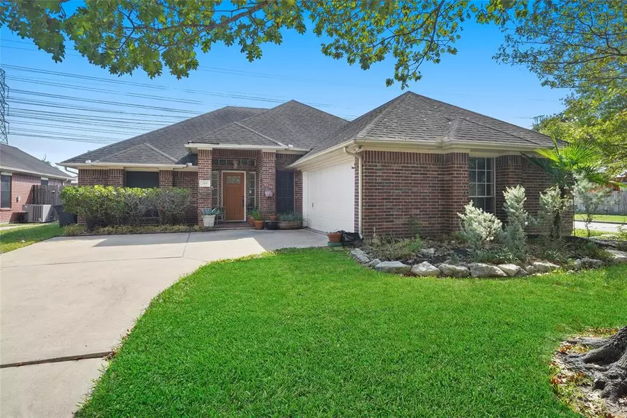 240 Sunset Ridge DR, League City, TX 77573