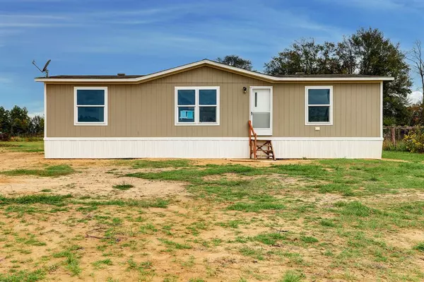 879 Road 5027, Cleveland, TX 77327