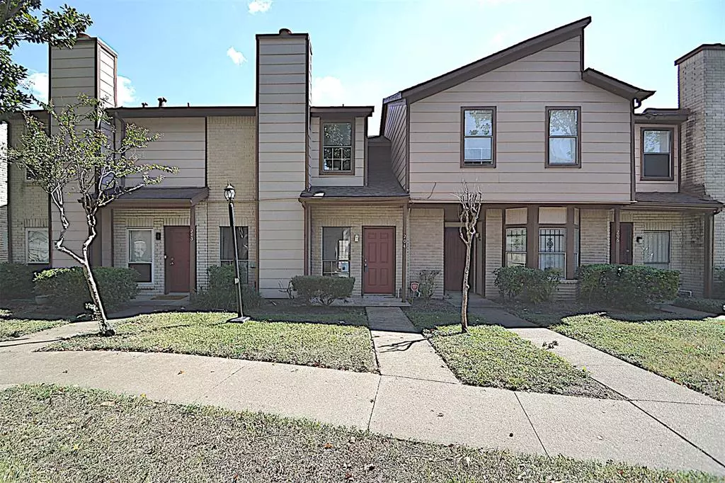 Houston, TX 77099,12500 Brookglade CIR #204