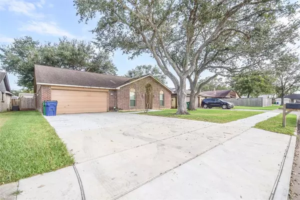 Angleton, TX 77515,3 Lazybrook ST