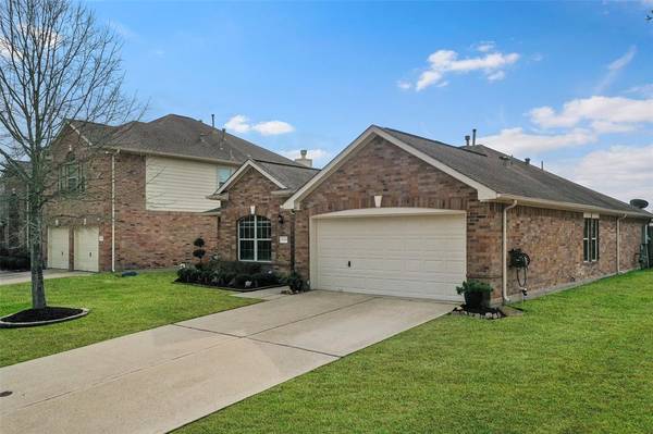 La Porte, TX 77571,10006 King William DR