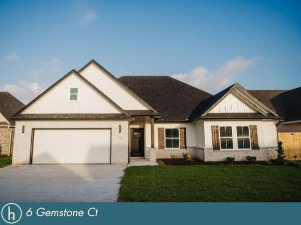 6 Gemstone CT, Angleton, TX 77515