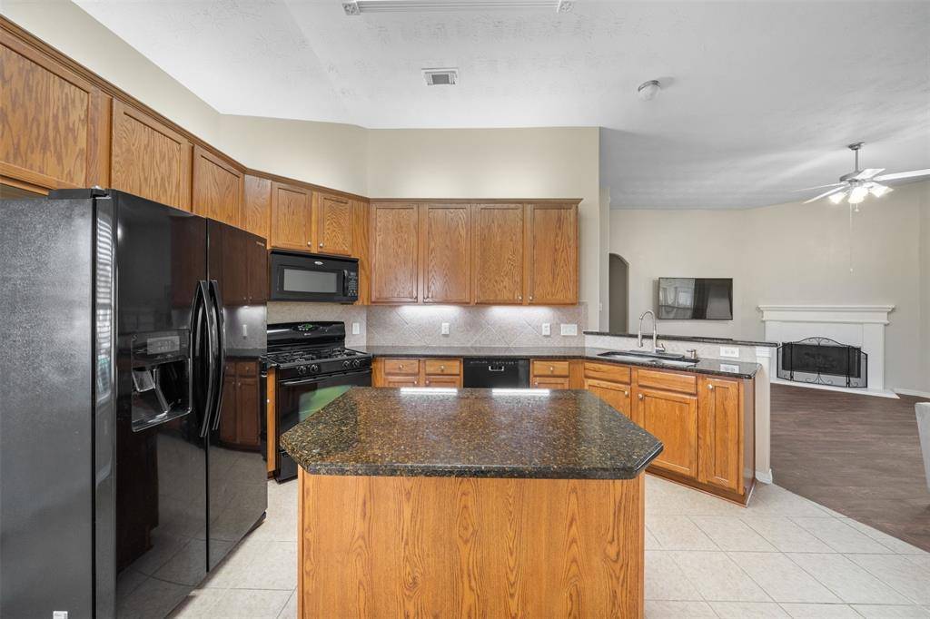 Magnolia, TX 77354,9314 E Lakeside DR