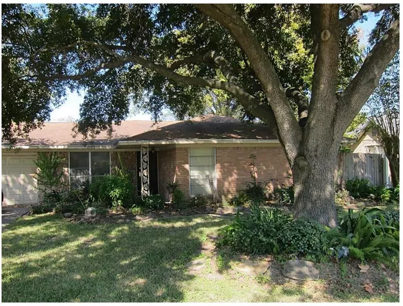 5103 Pine AVE, Pasadena, TX 77503