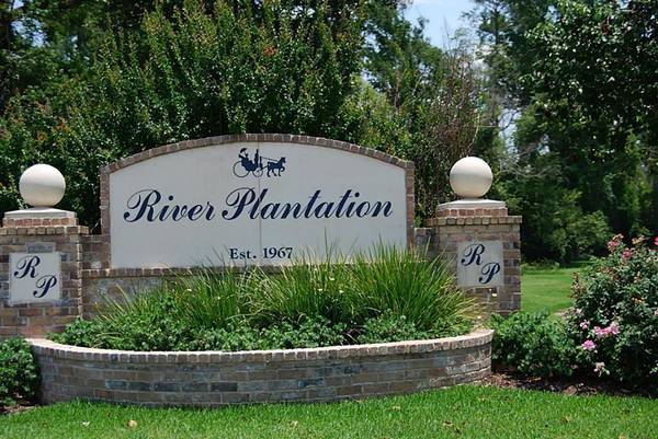 64 River Plantation DR, Conroe, TX 77302