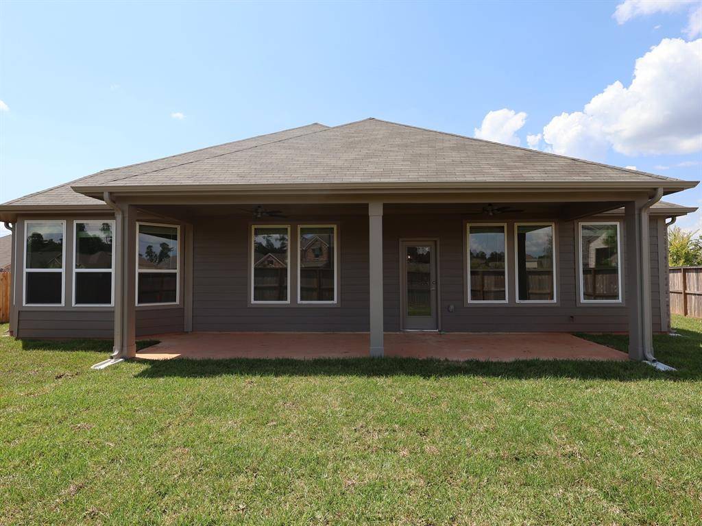 Willis, TX 77378,511 Corner Canyon LN