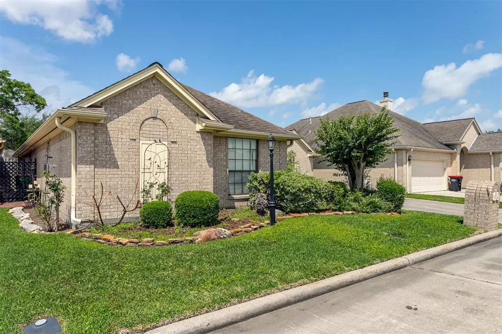 Baytown, TX 77521,4701 Reflection Cir #14