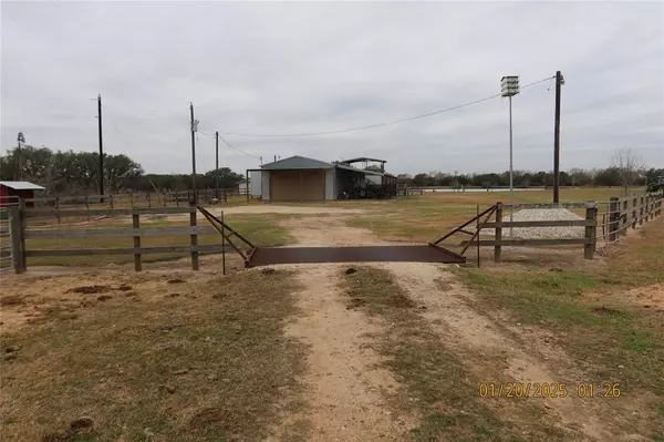 Garwood, TX 77442,1576 County Road 121