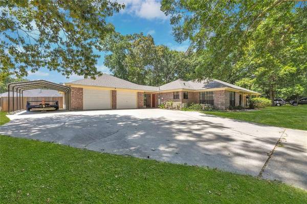 New Caney, TX 77357,193 Dogwood TRL