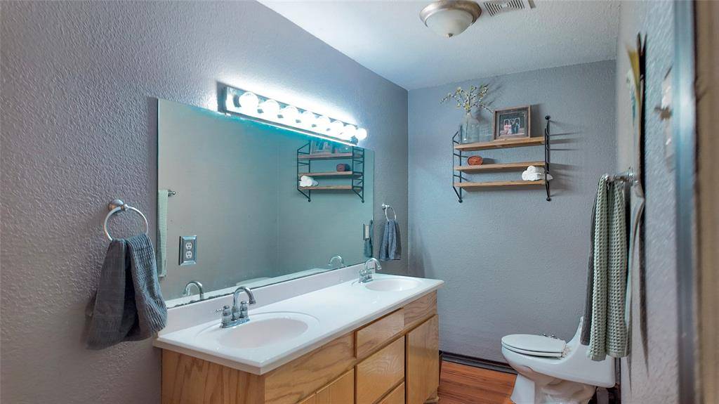 Richwood, TX 77531,141 Cypress DR