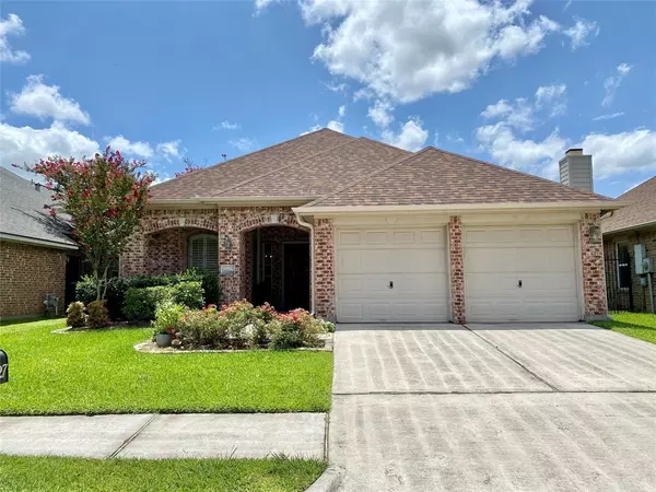 4127 Applerock DR, Baytown, TX 77521