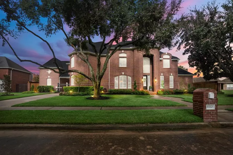 8510 Ivy Falls CT, Jersey Village, TX 77040