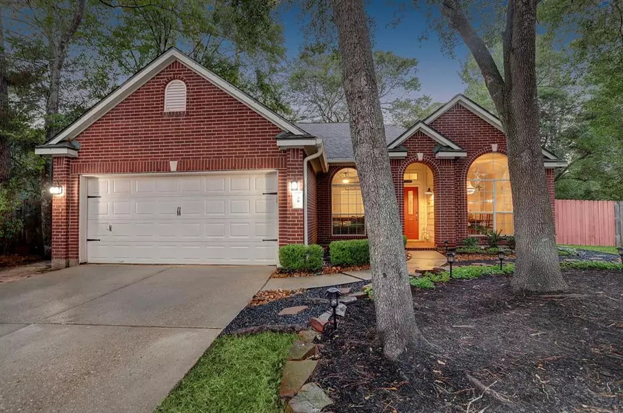 38 Wintergrass PL, The Woodlands, TX 77382