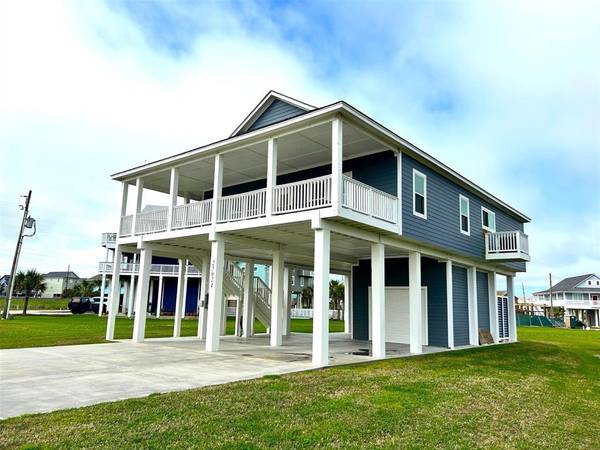 25024 Sausalito DR, Galveston, TX 77554