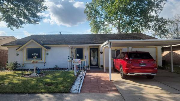 4442 Luella AVE, Deer Park, TX 77536