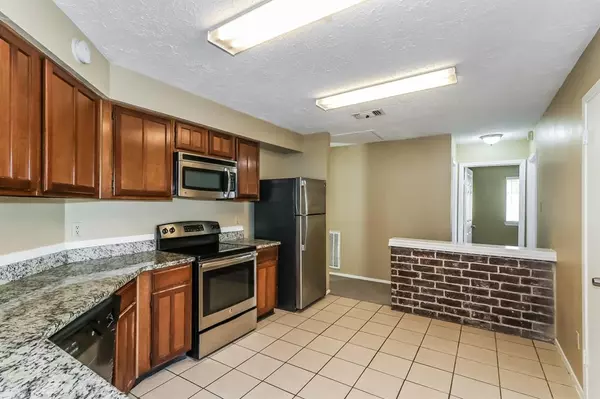 Houston, TX 77095,7414 Skylight LN