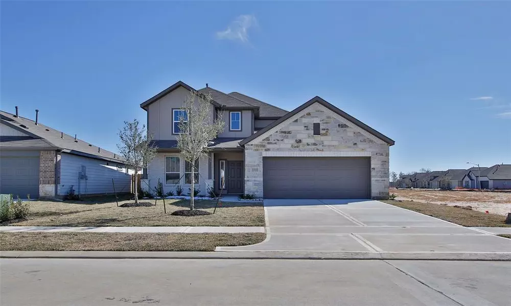 11737 Airspeed DR, Conroe, TX 77303